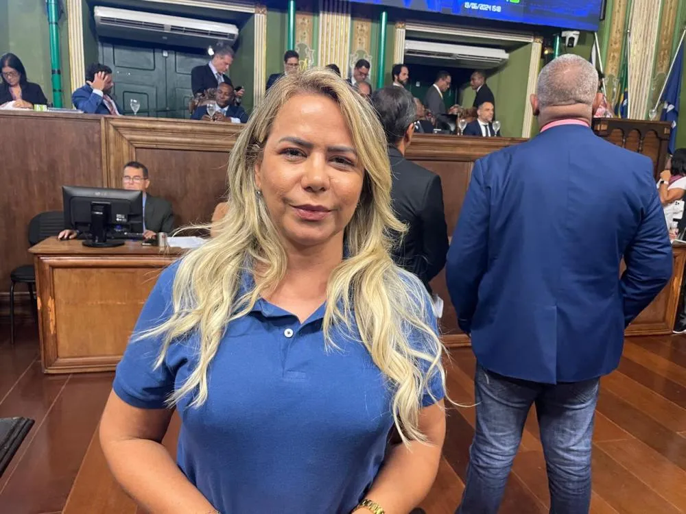 Débora, ex-diretora do Roberto Santos, entra na lista do PDT para a Saúde