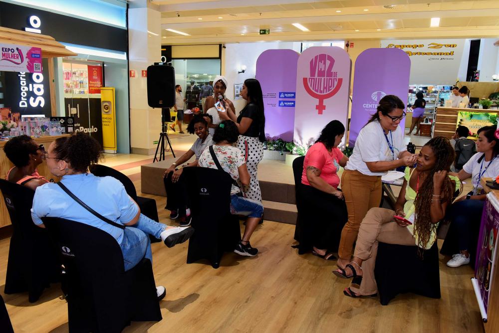 Março Mulher: Prefeitura realiza ações voltadas ao público feminino no Shopping Center Lapa