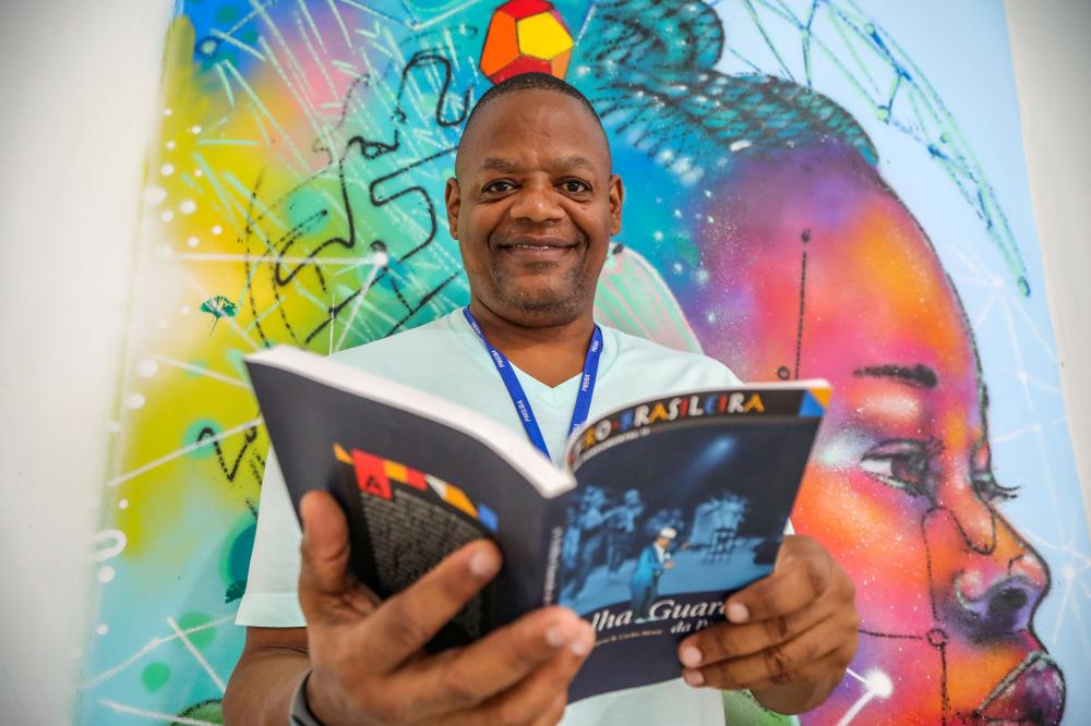 Dia do Bibliotecário: profissionais do município destacam papel educacional e social da atividade