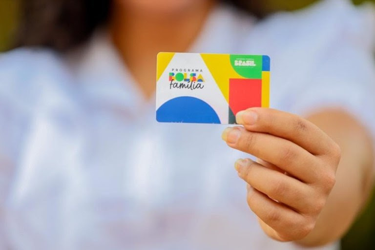 Bahia, com 2,47 milhões de famílias, é o segundo estado com mais beneficiários do Bolsa Família em março