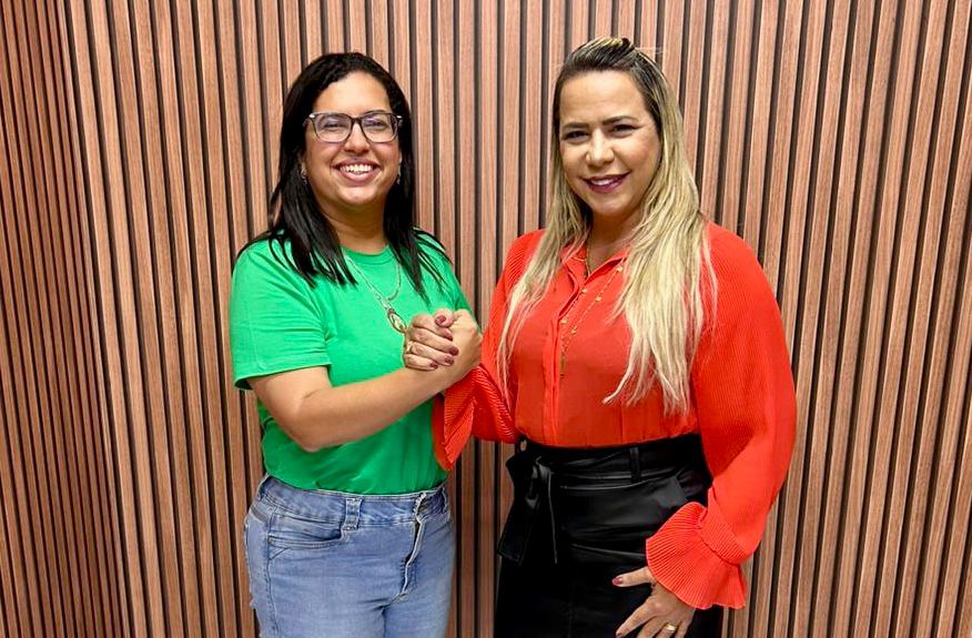 Vereadora Débora Santana troca de partido e se filia ao PDT