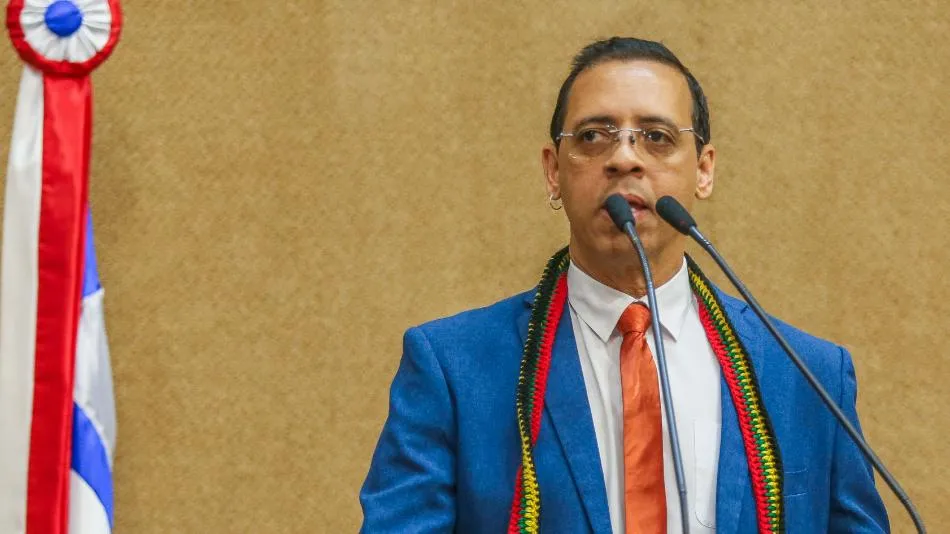 Hilton sugere criação de Rede Estadual de Cursinhos Populares