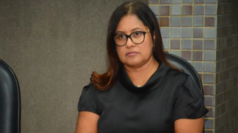 Kátia Oliveira sugere criação do Programa Estadual Lavanderia Cidadã